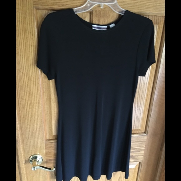 Black Dress - Picture 3 of 3